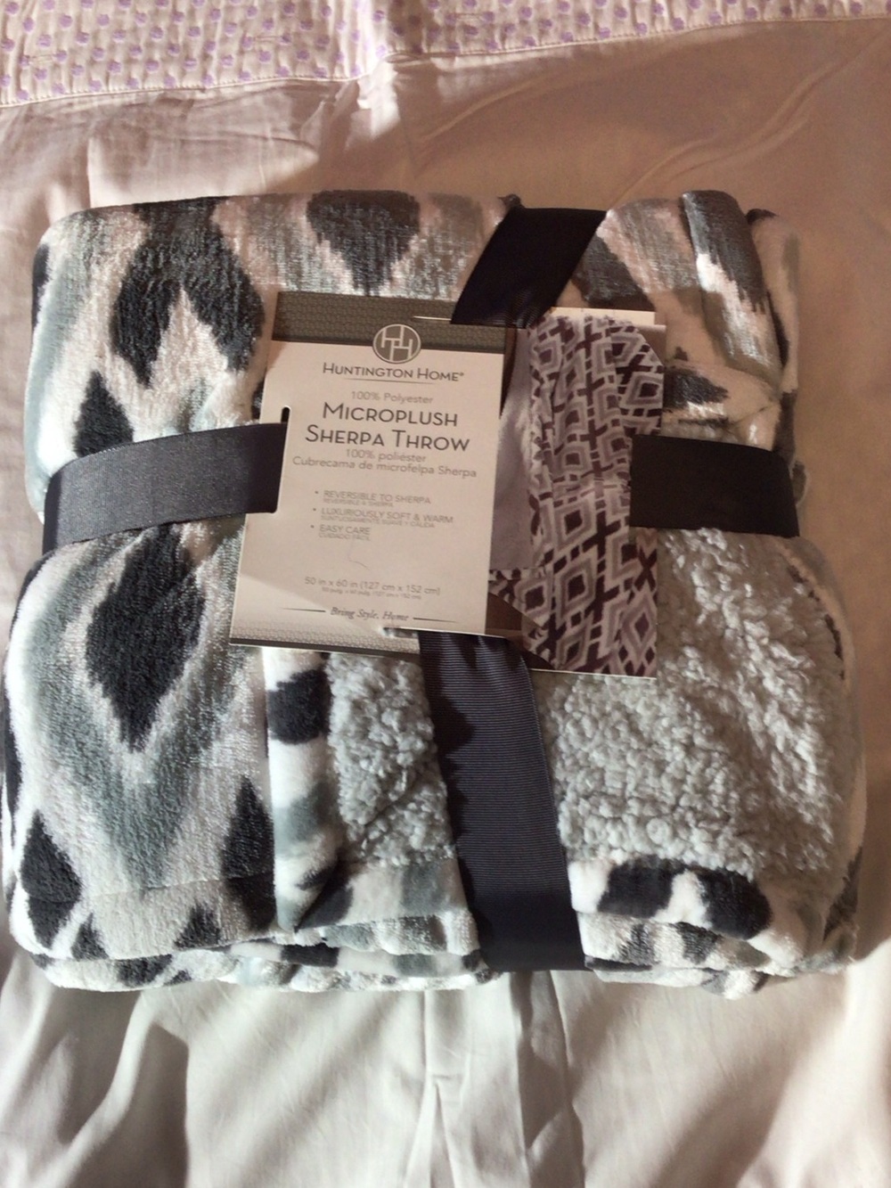 Huntington Home Gray & White Microplush Sherpa Throw